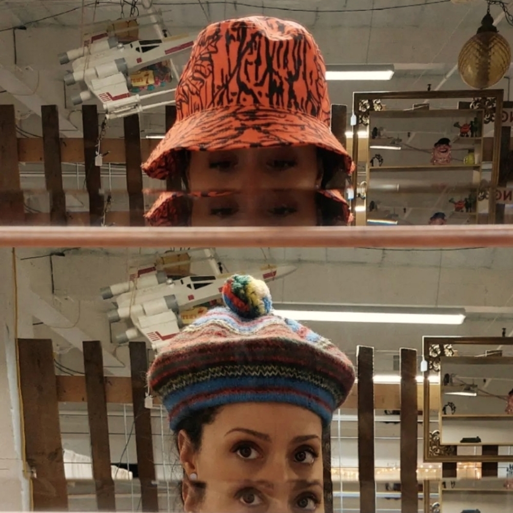 Meet your Posher, Roxanne